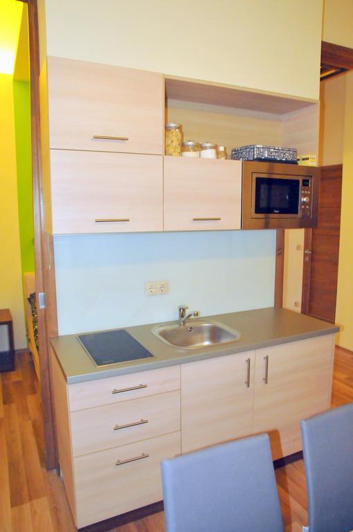 Frank & Fang Apartments Budapest Ngoại thất bức ảnh