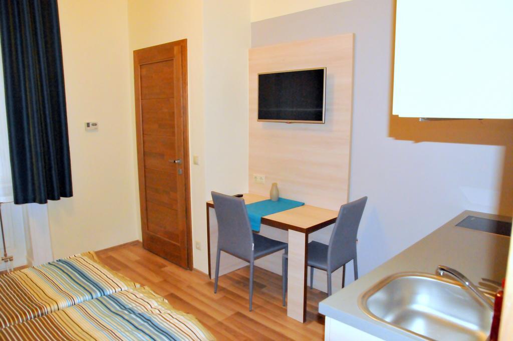 Frank & Fang Apartments Budapest Ngoại thất bức ảnh